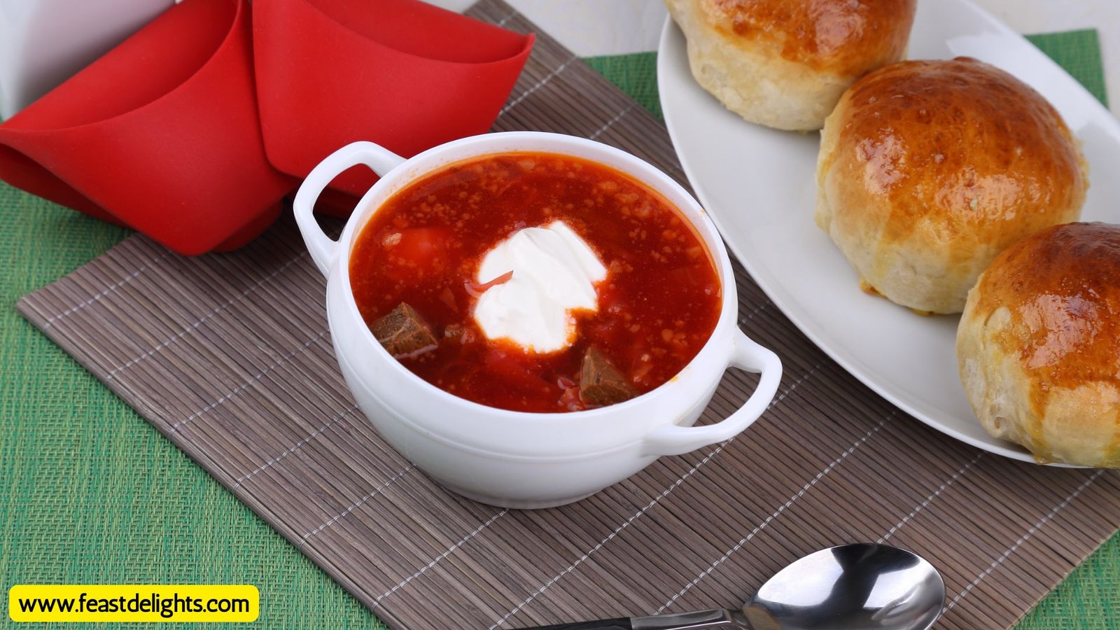 Борщ рецепт: традиційна українська страва з м'ясом та овочами 1 Борщ рецепт