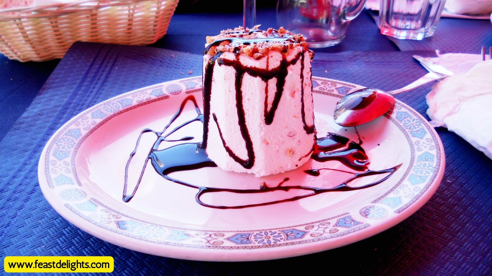 Семіфредо: Рецепт замороженого десерту з українською ноткою 1 Семіфредо