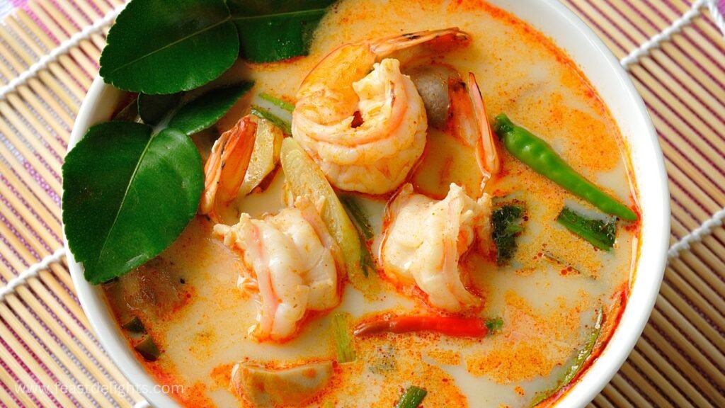 Creamy Tom Yum with Chicken and Prawns