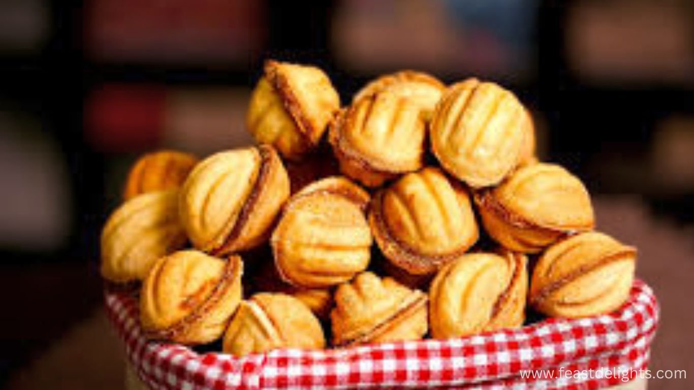 Walnut-Shaped Cookies with Dulce de Leche