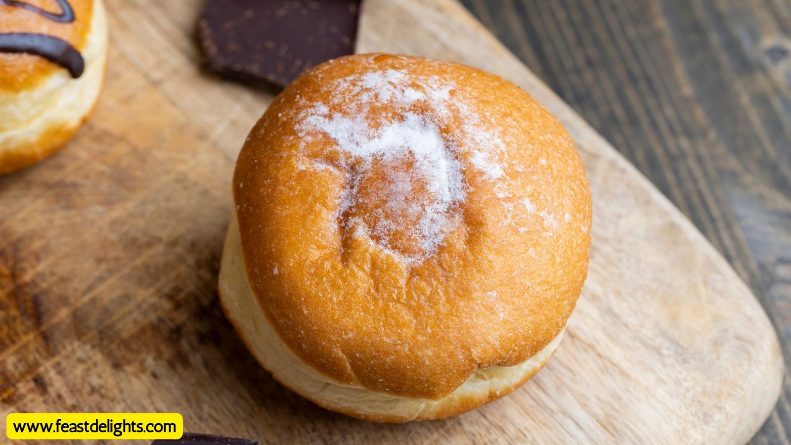 Рецепт пончиків на дріжджах з начинкою: Солодка насолода 1 Рецепт пончиків на дріжджах з начинкою