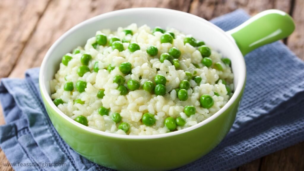 Split-Pea Porridge with Golden Onion