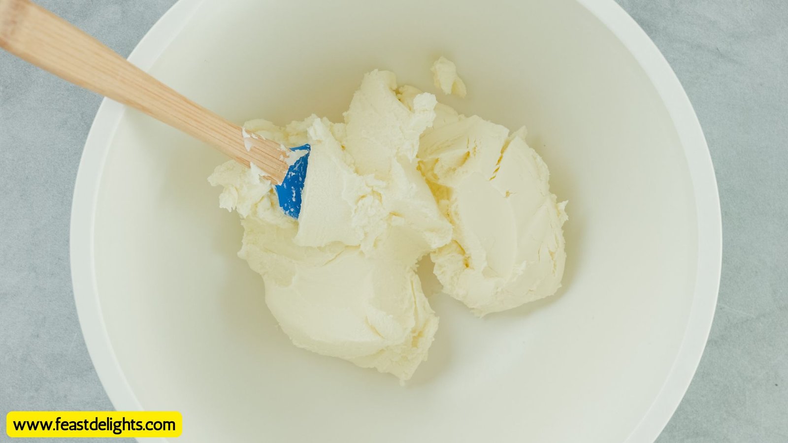 Cream Cheese Buttercream Recipe for Piping
